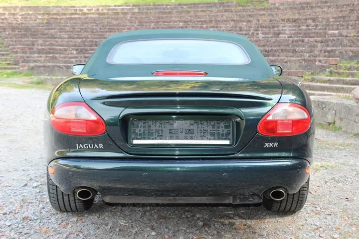 Jaguar XKR