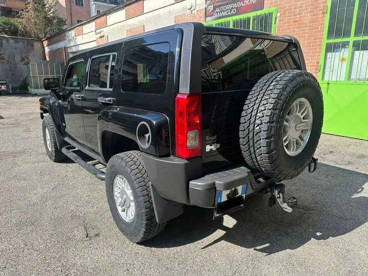 Hummer H3