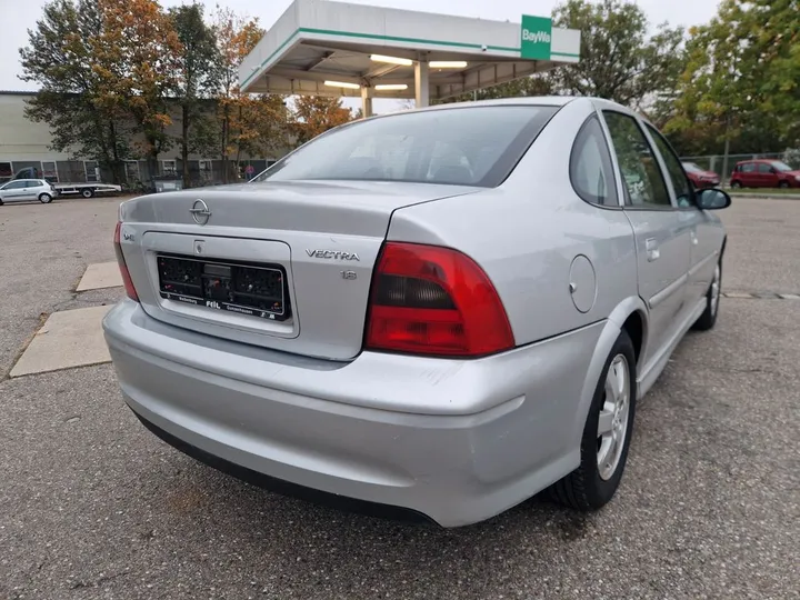Opel Vectra