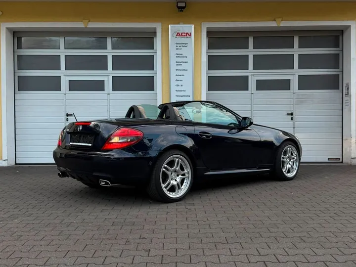 Mercedes-Benz SLK 280