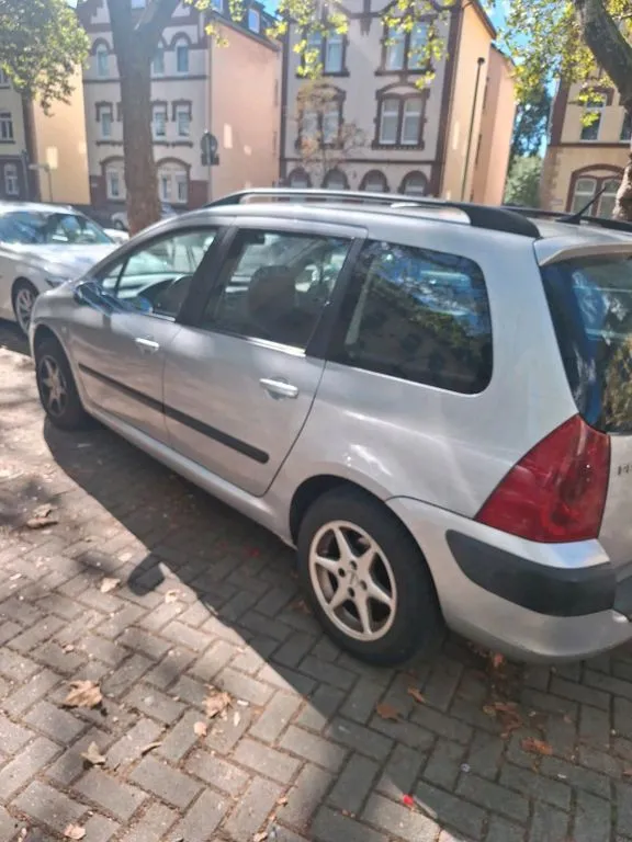 Peugeot 307