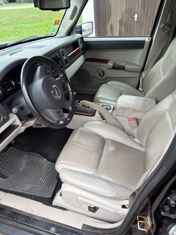 Jeep Commander
