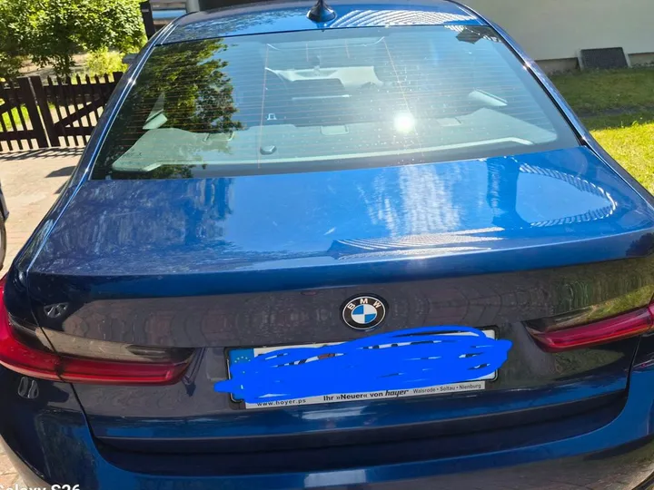 BMW 320