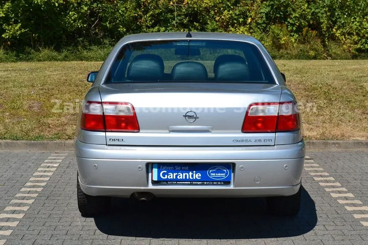 Opel Omega