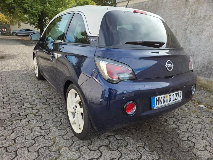 Opel Adam