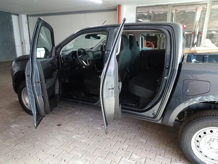 Isuzu D-Max