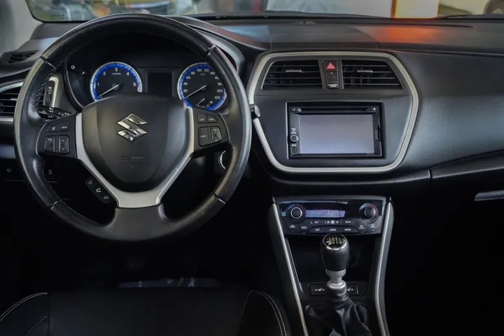 Suzuki SX4