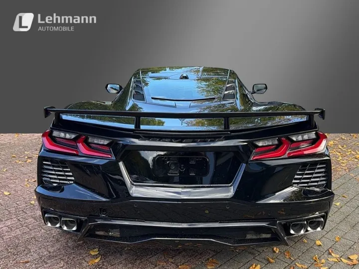 Corvette C8