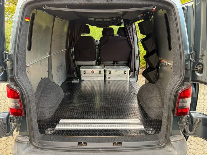 Volkswagen T5 Transporter