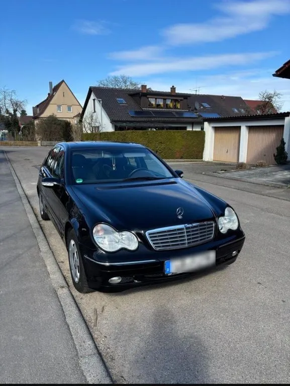 Mercedes-Benz C 200
