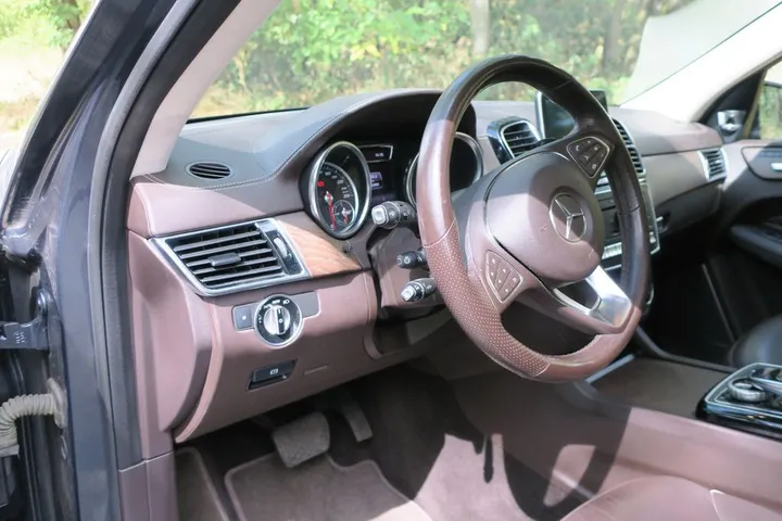 Mercedes-Benz GLE 500