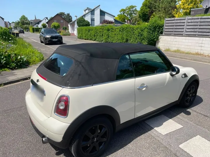 MINI Cooper Cabrio