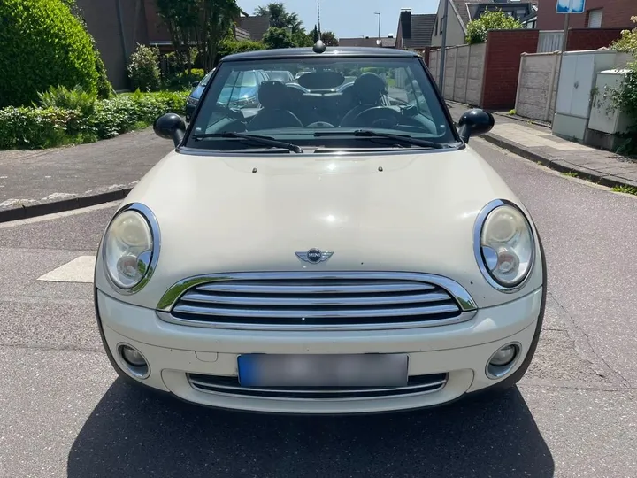 MINI Cooper Cabrio