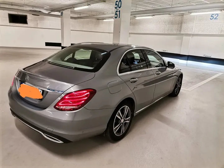 Mercedes-Benz C 200