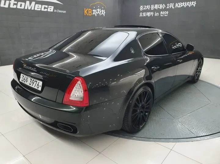 Maserati Quattroporte