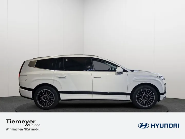 Hyundai IONIQ 9