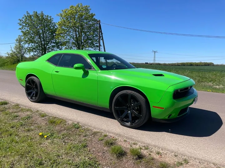 Dodge Challenger
