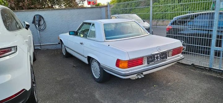 Mercedes-Benz 560