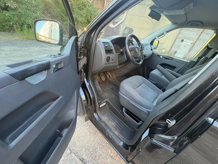 Volkswagen T5 Transporter