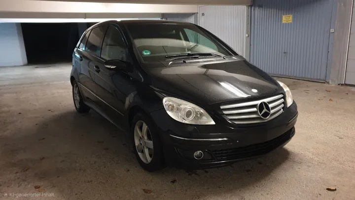 Mercedes-Benz B 200