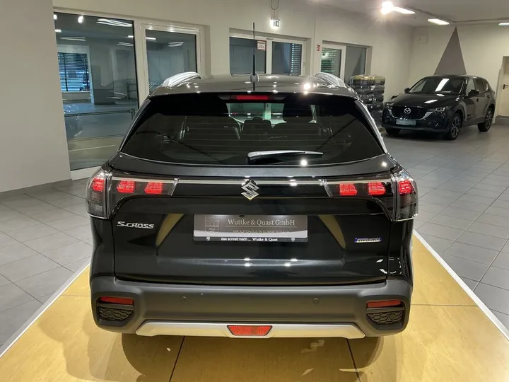 Suzuki (SX4) S-Cross