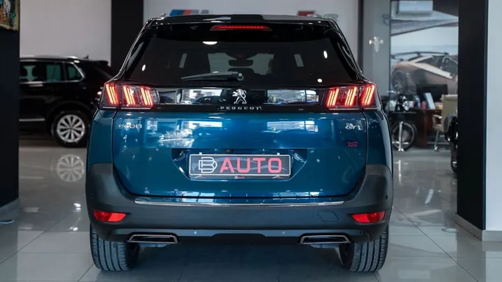 Peugeot 5008