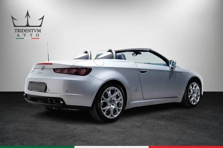 Alfa Romeo Spider