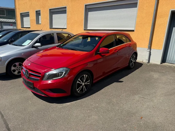 Mercedes-Benz A 180