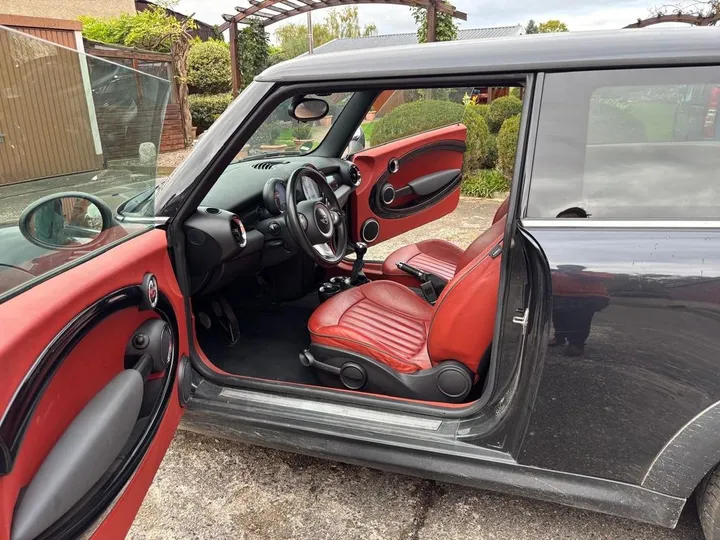 MINI Cooper C
