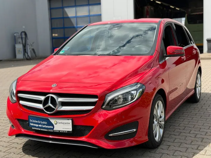 Mercedes-Benz B 220