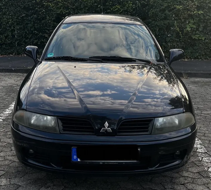 Mitsubishi Carisma