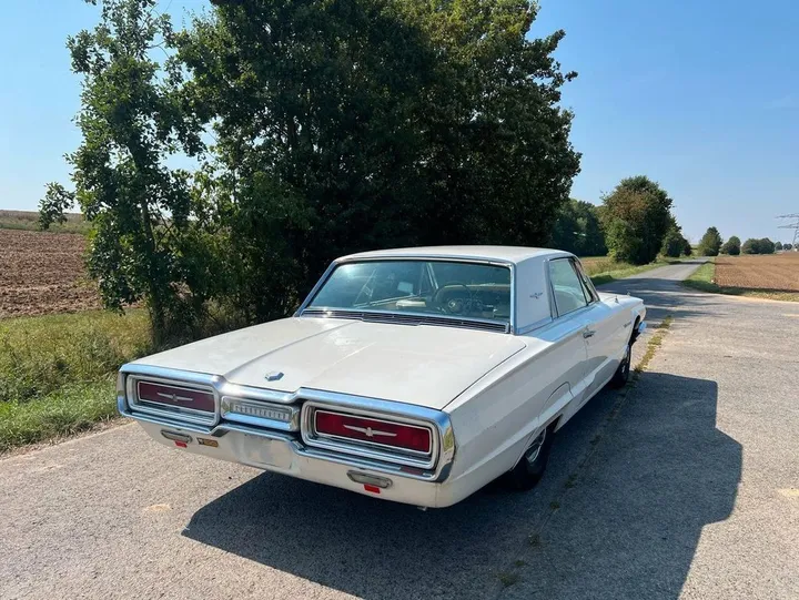 Ford Thunderbird