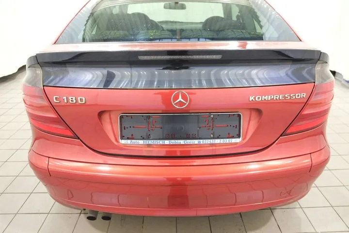 Mercedes-Benz C 180