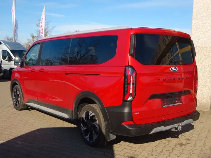 Ford Tourneo Custom