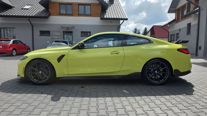 BMW M4