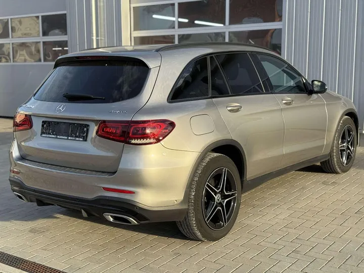 Mercedes-Benz GLC 300