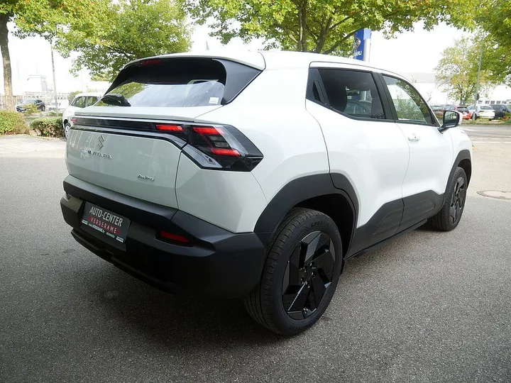 Suzuki e Vitara
