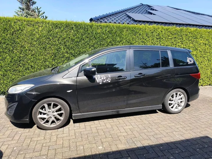 Mazda 5