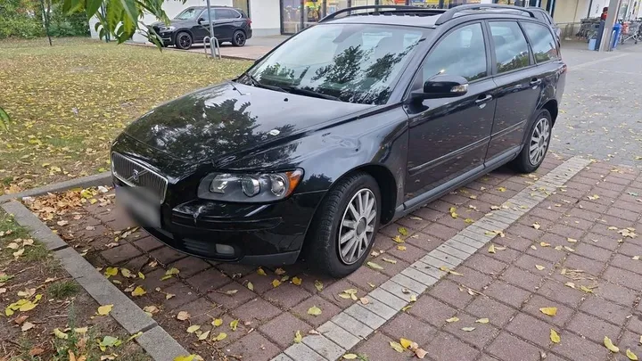 Volvo V50