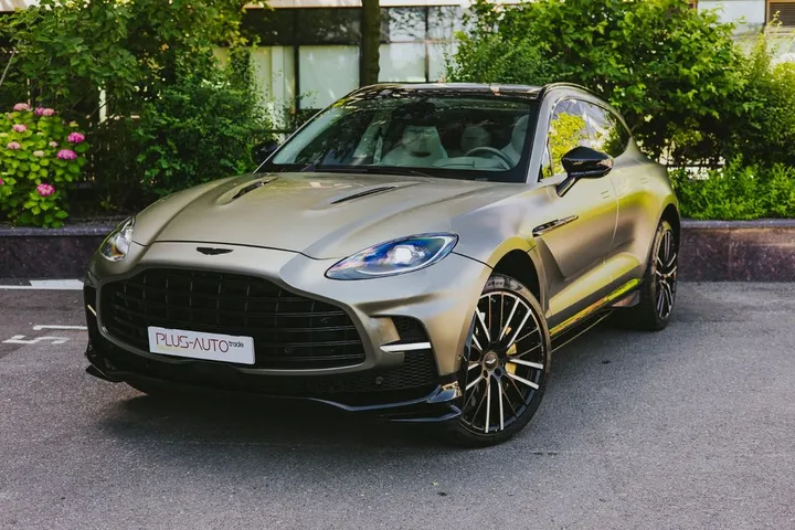 Aston Martin DBX