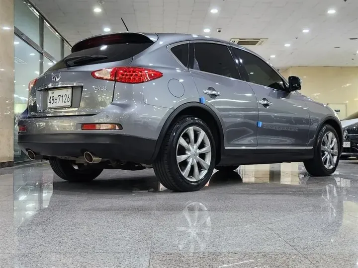 Infiniti EX