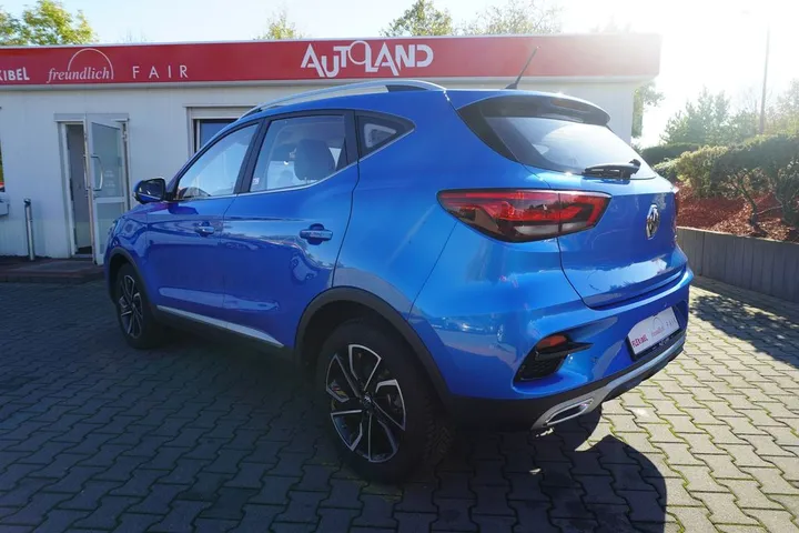 MG ZS