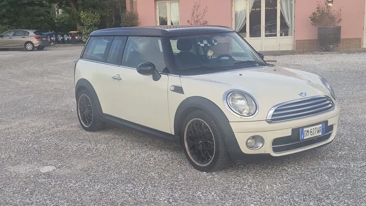 MINI Cooper D Clubman