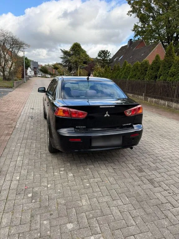 Mitsubishi Lancer