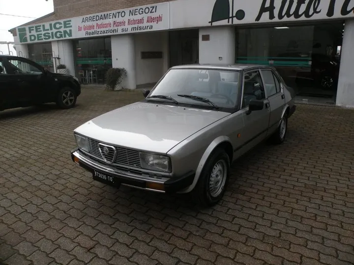Alfa Romeo Alfetta