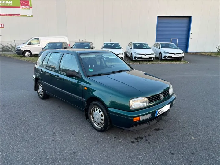 Volkswagen Golf