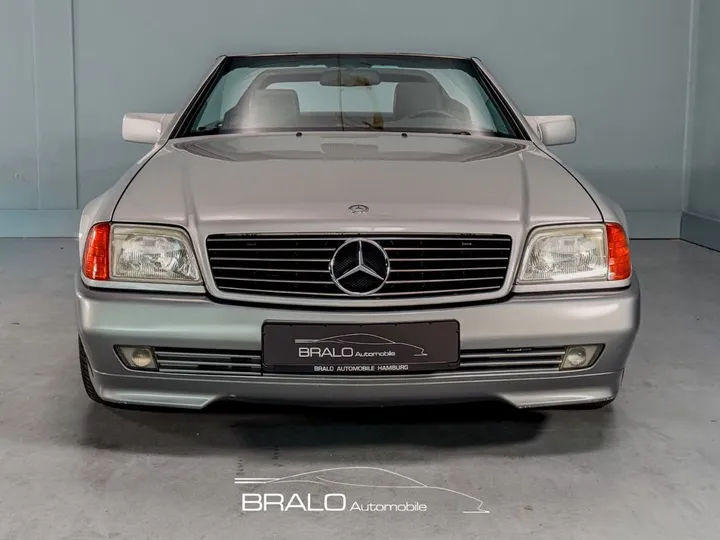 Mercedes-Benz 300