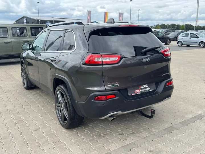 Jeep Cherokee