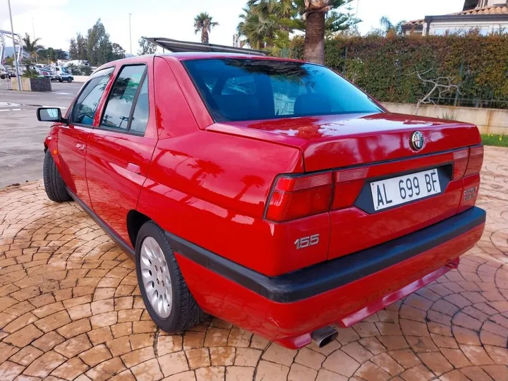 Alfa Romeo 155
