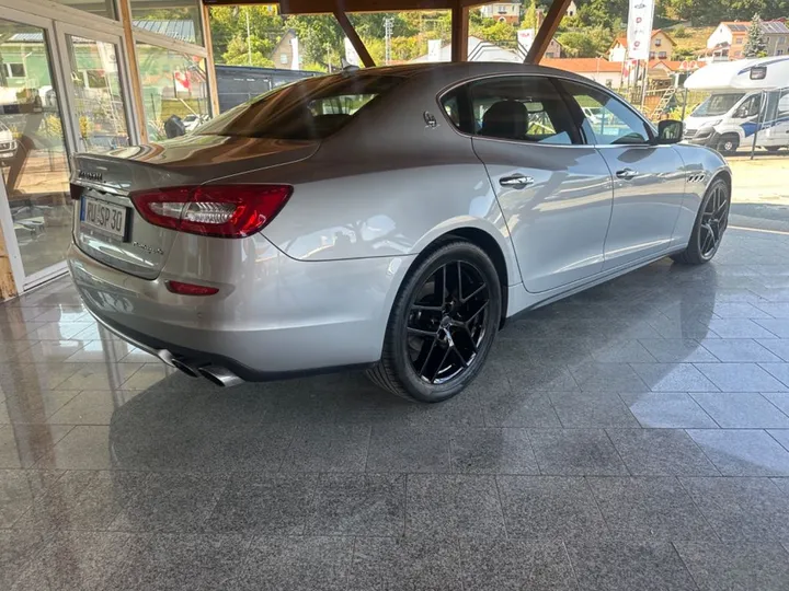Maserati Quattroporte